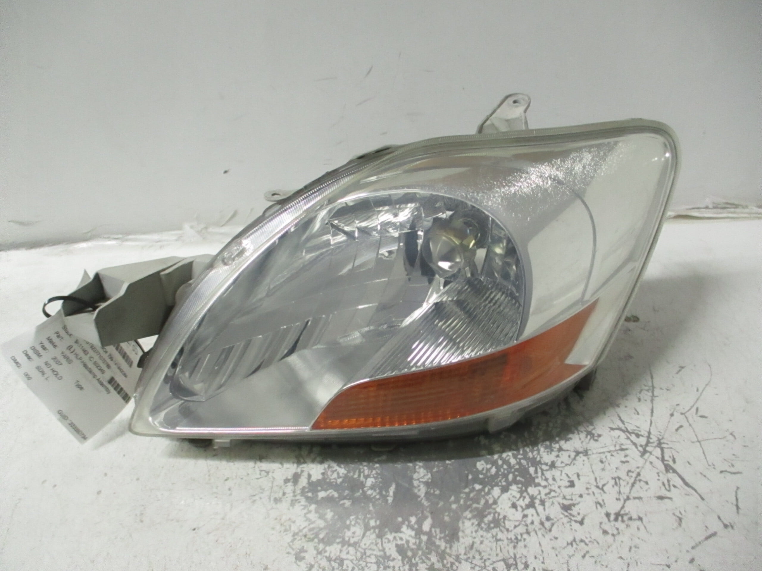 Pre-Owned 2007-2008 Toyota Yaris Driver LH Head Light Lamp OEM - Verify Specific Vehicle Fitment In Description - (Good)