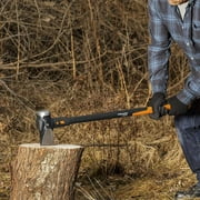 Fiskars Pro IsoCore 6 lb Wood Splitting Maul with 31 Handle, Black/Orange