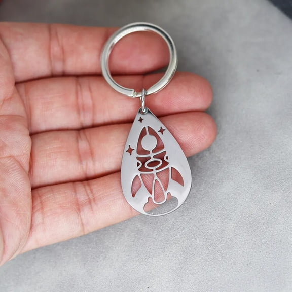 Stainless Steel Astronaut Saturn Rocket Keychain Creative Space Star Pendants Keyrings Car Handbag Decoration Key Chain