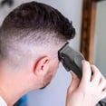 thumbnail image 4 of Cortadora de cabello Wahl Deluxe, incluye maquina para retoque (potente para cortes,cuchillas de precision,ultra power,incluye tijeras de acero inoxidable,con cubierta para tijeras), 4 of 7