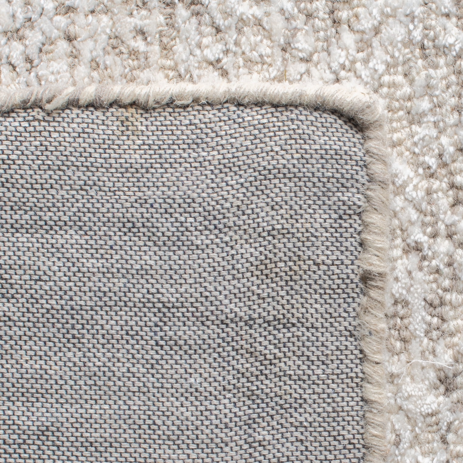 SAFAVIEH Glamour Peronal Diamond Area Rug, Beige, 6' x 6' Square