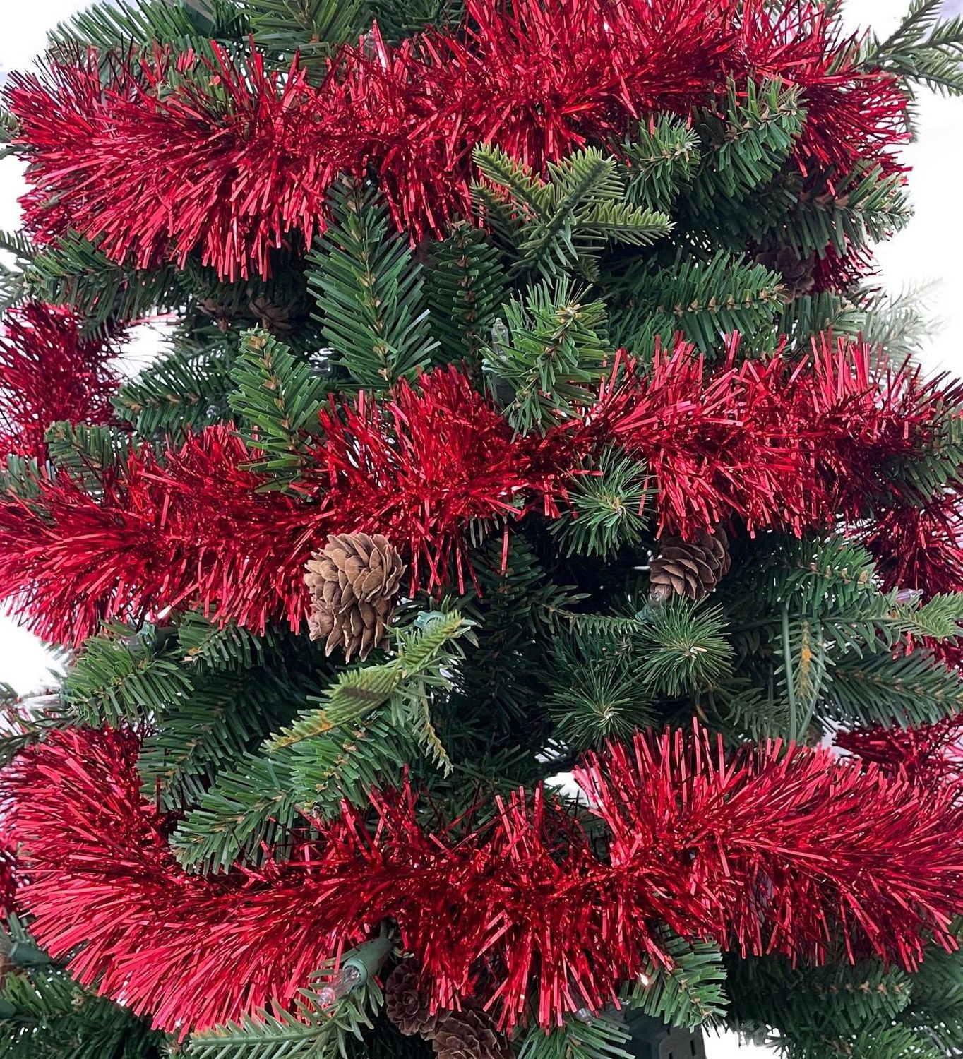 Holiday Time 15 Ft Tinsel Garland Red