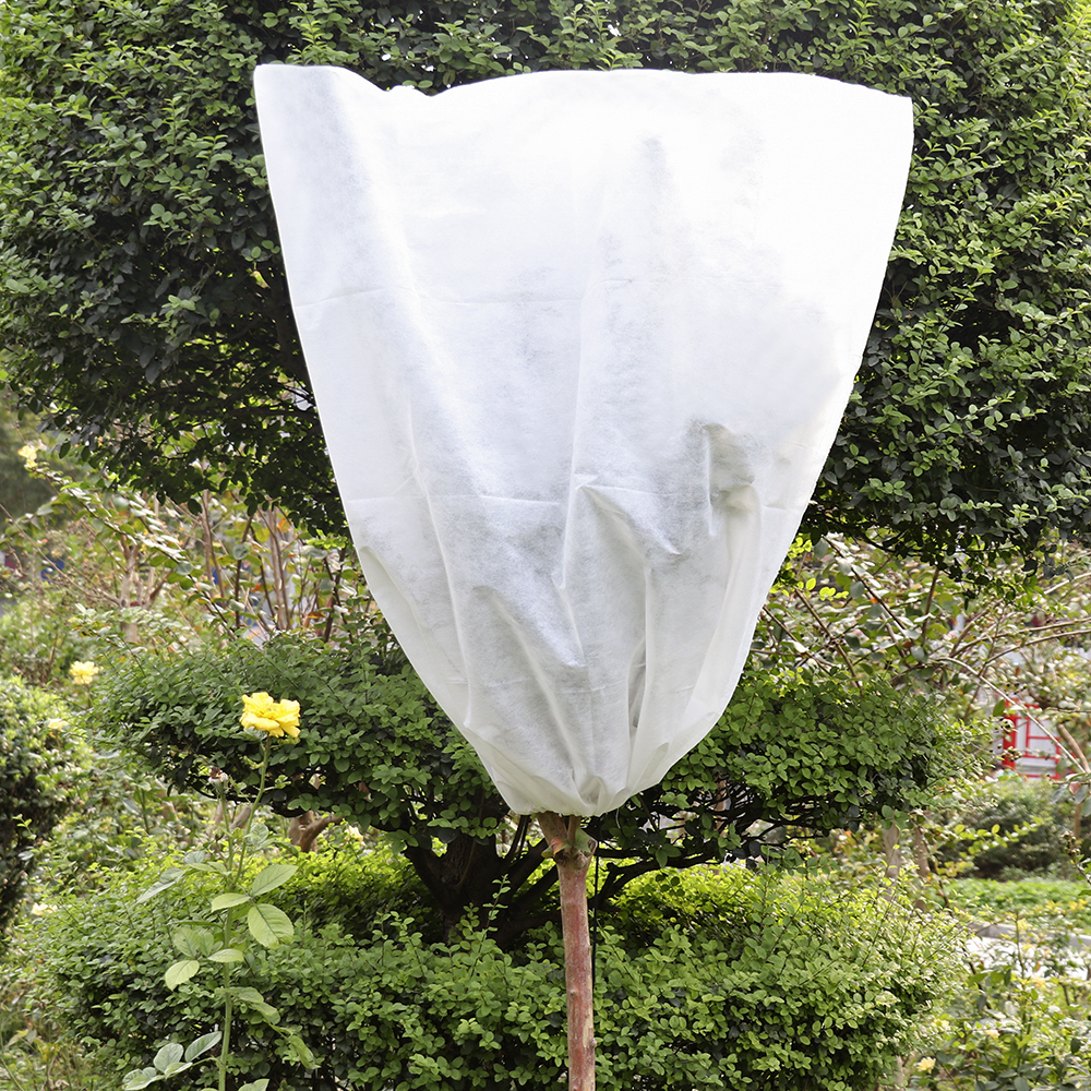 Feitore 3 Pack Plant Freeze Protection Covers Winter Plant Frost Cover Blanket Jacket For Plants Trees Shrub With Drawstring Upgraded Thickness Plant Cover For Winter 31 W X 39 H Patio