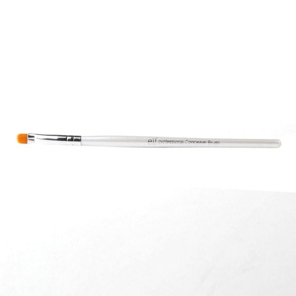 e.l.f. Studio Brush Concealer 1.0 ea