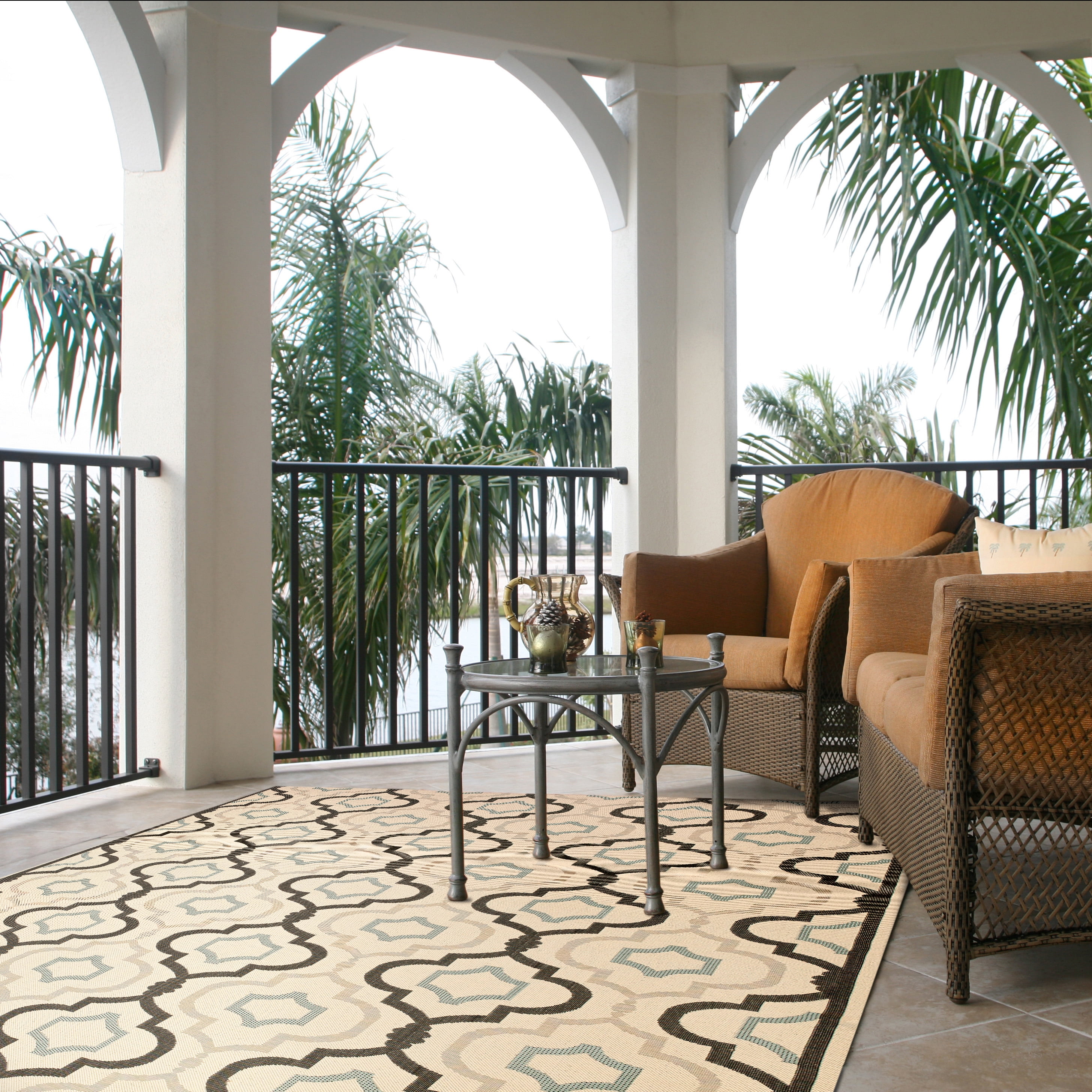 Safavieh Courtyard Bayon Geometric Indoor/Outdoor Area Rug, Ivory/Black, 8' x 11'