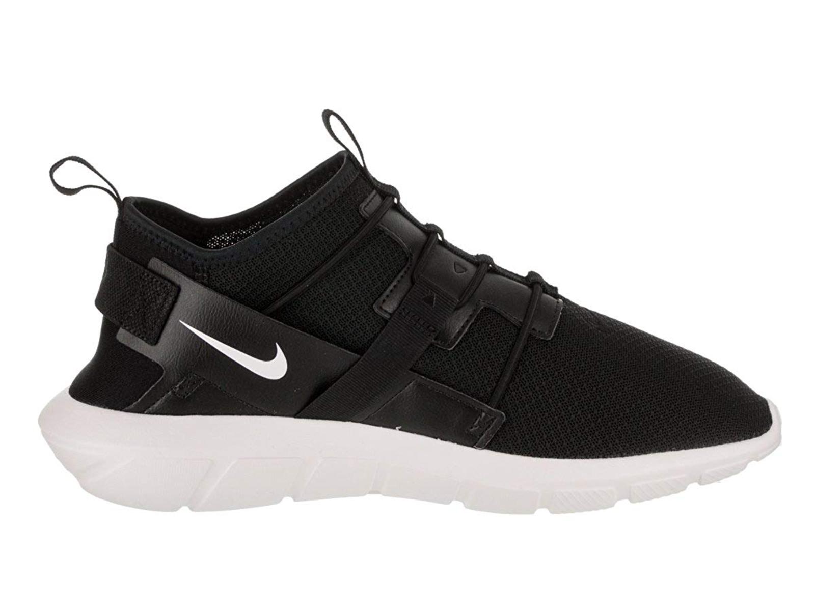 nike pull on sneakers