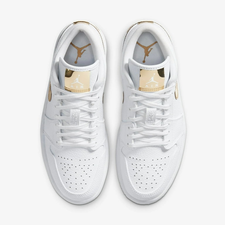 靴 NIKE WMNS AIR JORDAN 1 LOW SE WHITE/GOLD Nike WMNS Air Jordan 1 Low SE White Metallic Gold CZ4776-100