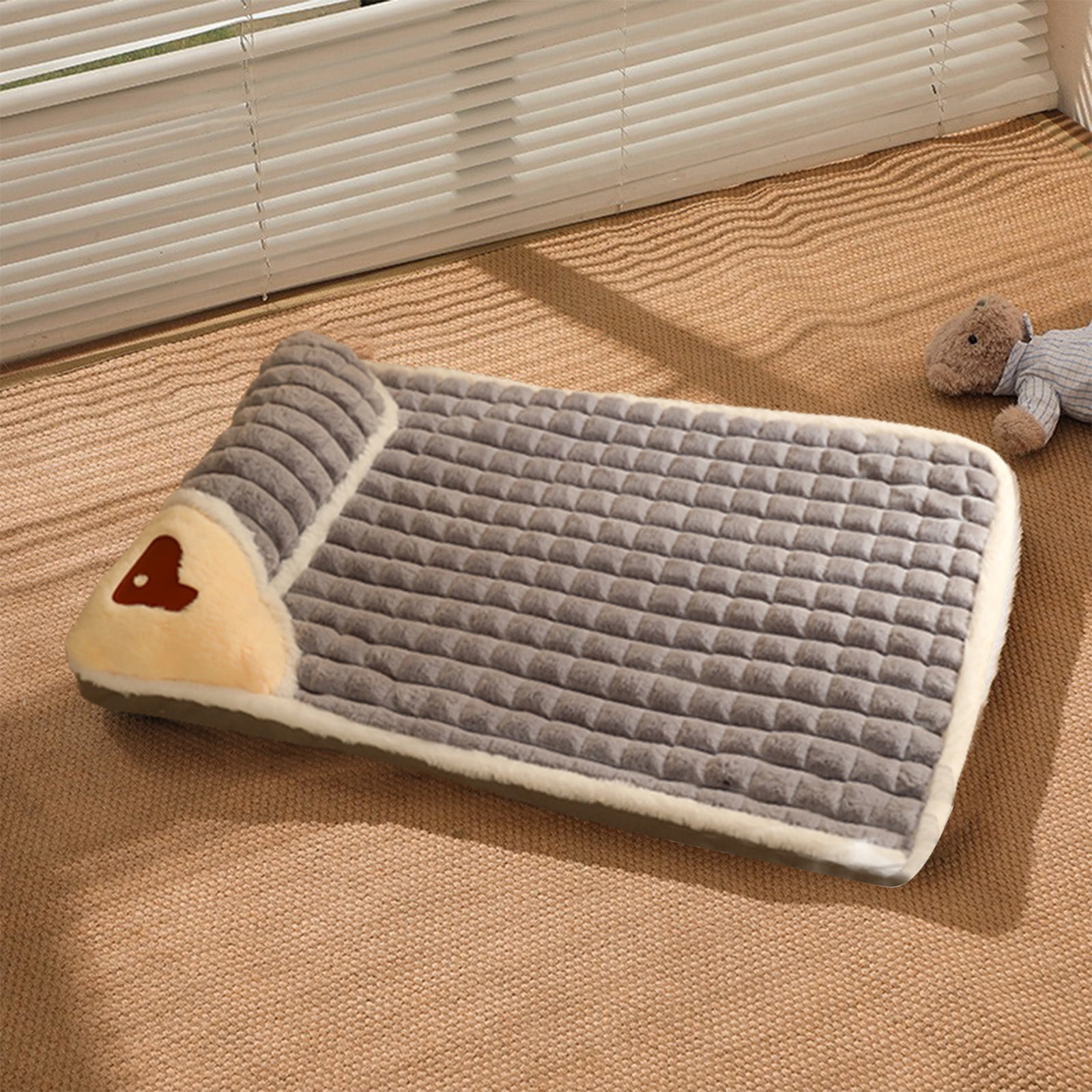 Stylish Dog Bed Mat, Reversible Dog Crate Pad, Waterproof Dog Mattress, Removable Machine Washable Cover, Firm Support for Medium and Large Dogs