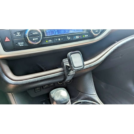 Magnetic Dash Phone Mount for Toyota Highlander (2014-2019)