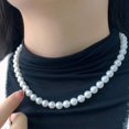 thumbnail image 2 of Collar de perlas redondas de concha marina, cadena de madreperla, collar de cuentas de concha blanca australiana, hebilla Taigang que no se decolora, 2 of 6