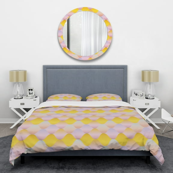 Designart 'Golden Geometrical Diamond Pattern II' Mid-Century Modern Duvet Cover Set