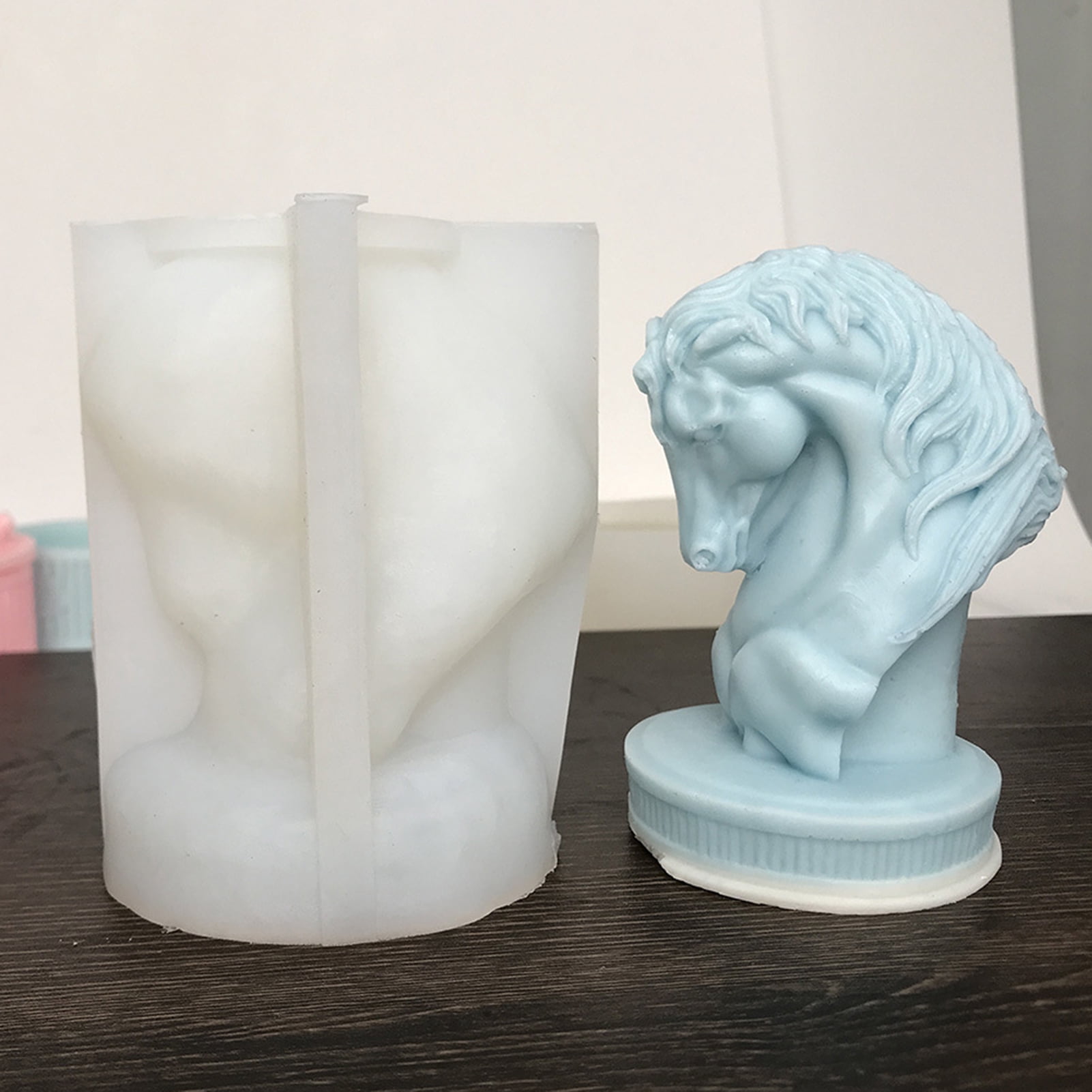 HomeLife Horse Head Sculpture Silicone Mold Non-sticky Reusable 3D Horse Head Candle Plaster Art Resin Making DIY Soap Aroma Candle Mold Craft Supplies Home Decor