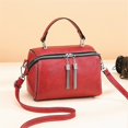 thumbnail image 1 of Bolso de cuero suave con remaches para mujer, bandolera de alta capacidad, diseño de lujo Fivean unisex, 1 of 2