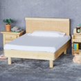 thumbnail image 3 of Cama doble de madera Dollhouse Furniture en miniatura a escala 1:12, 3 of 3
