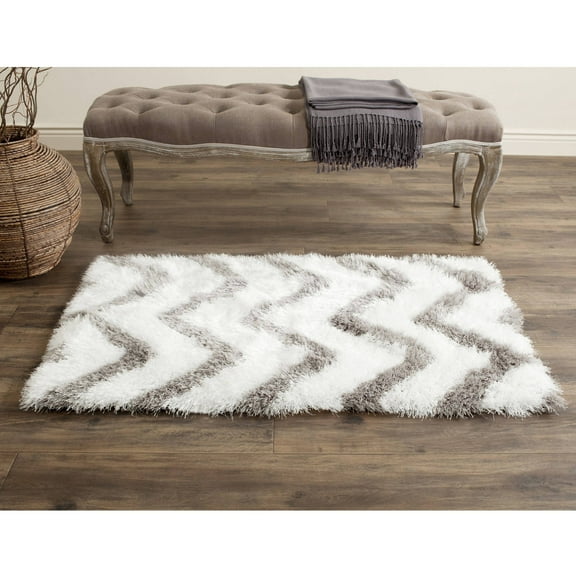 SAFAVIEH Barcelona Carmella Geometric Shag Area Rug, Ivory/Silver, 2' x 3'