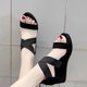 thumbnail image 1 of Sandalias de verano para mujer, nuevas sandalias de plataforma con tacón de cuña para mujer, sandalias romanas de Boca de pescado a la moda, tacones con hebilla de una línea para mujer 42 Gao Jinjia LED, 1 of 2