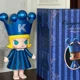 thumbnail image 4 of Nueva colección de figuras de arte de la princesa Molly 100% Mega Royal Crown Blue, edición exclusiva del parque con vestido azul y rosa, 4 of 4