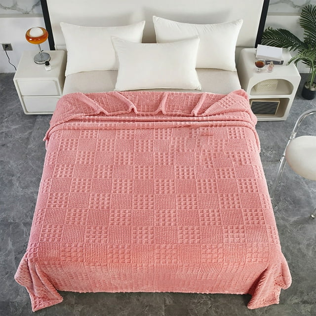 Fleece Throw Blanket, EDHITNR Soft Breathable Fuzzy Throws, Premium Polyester All Seasons Couch Bed Blanket Machine Washable Quick Dry, Pink