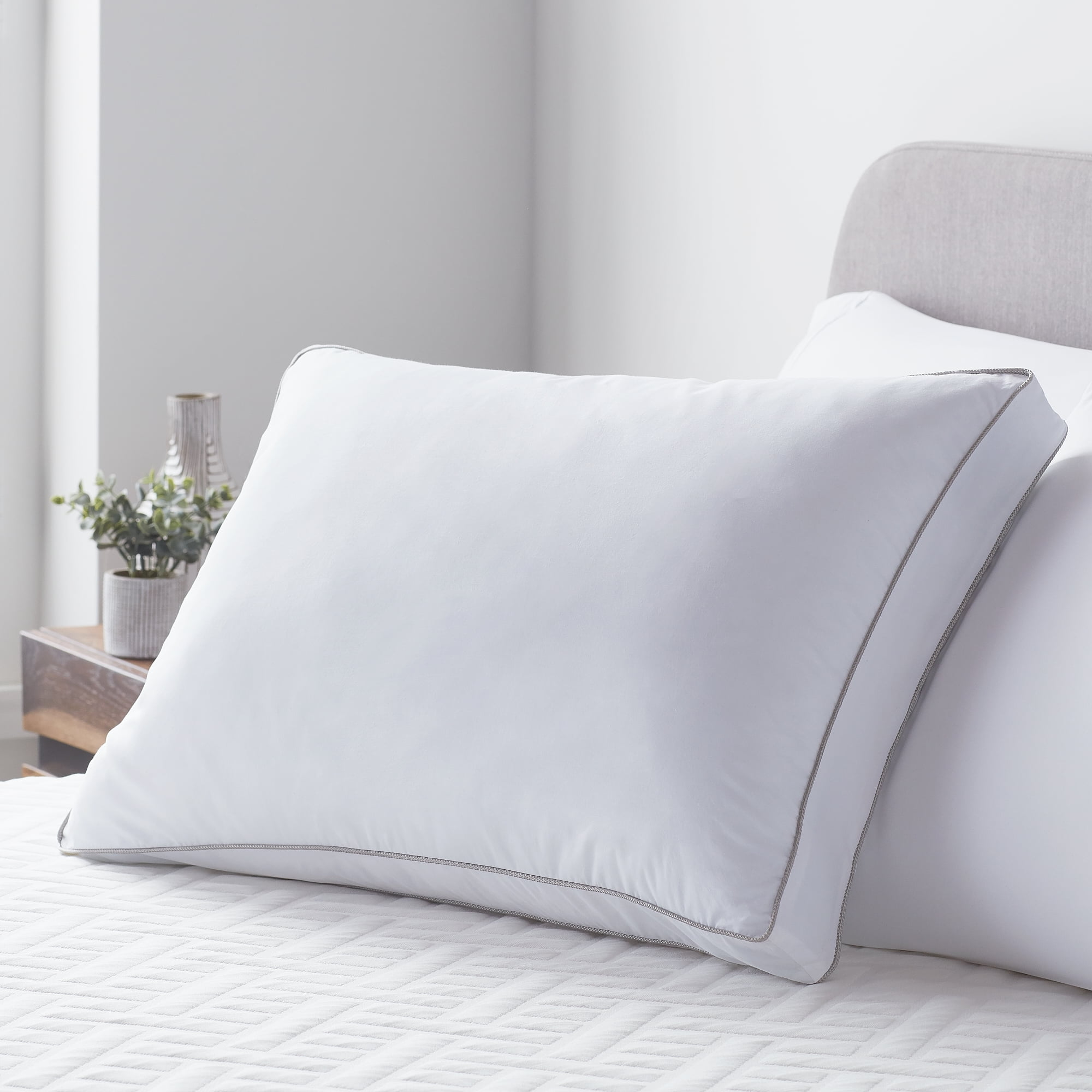 LUCID Flex Loft Pillow with Removable 