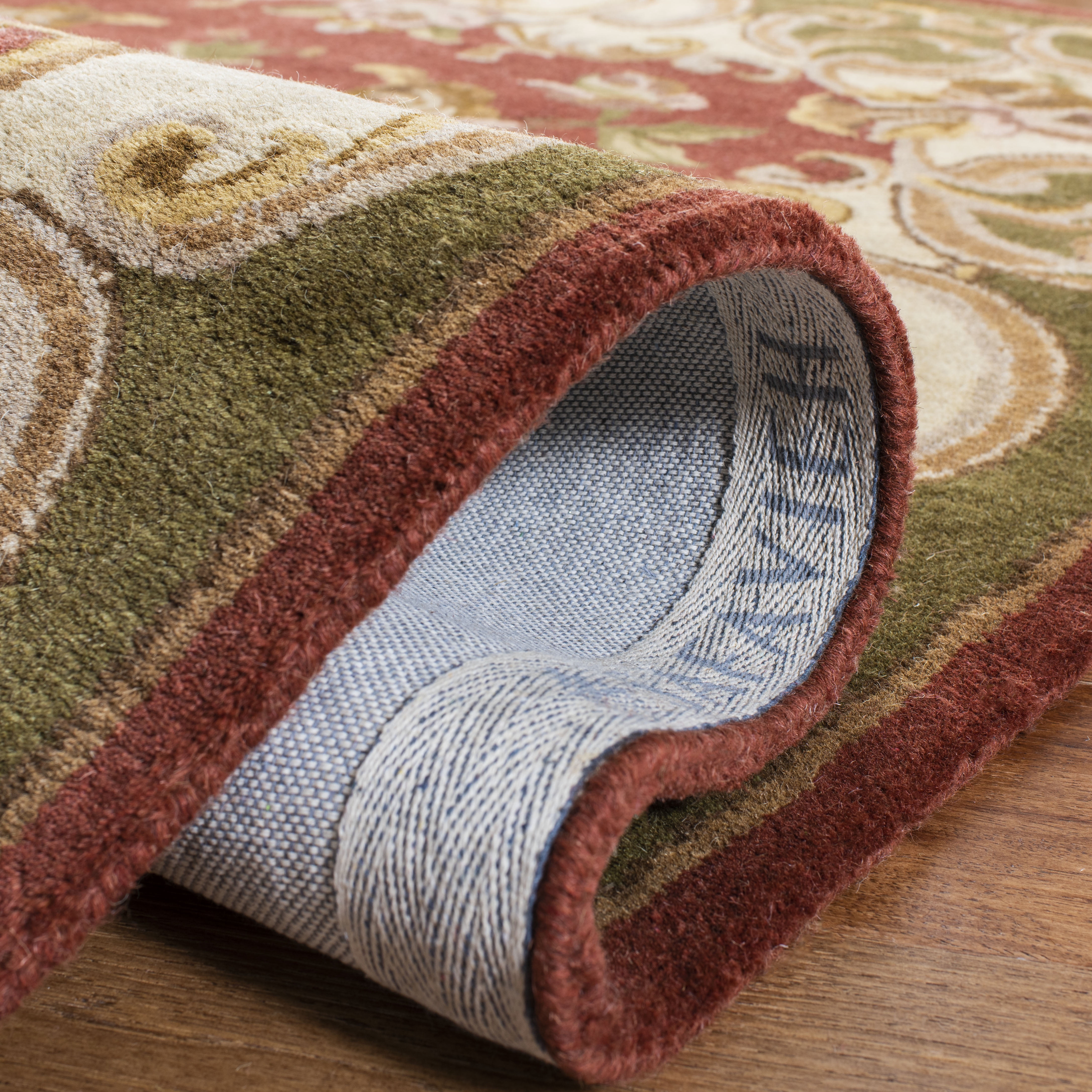 SAFAVIEH Classic Chedomir Floral Wool Runner Rug, Rust/Green, 2'3" x 8'