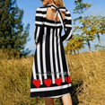 thumbnail image 2 of Robe Évasée à Rayures Noires et Blanches avec Cœurs Rouges, Design Mode, Grande Taille, Robe Ample, Rayures Noires, 2 of 4