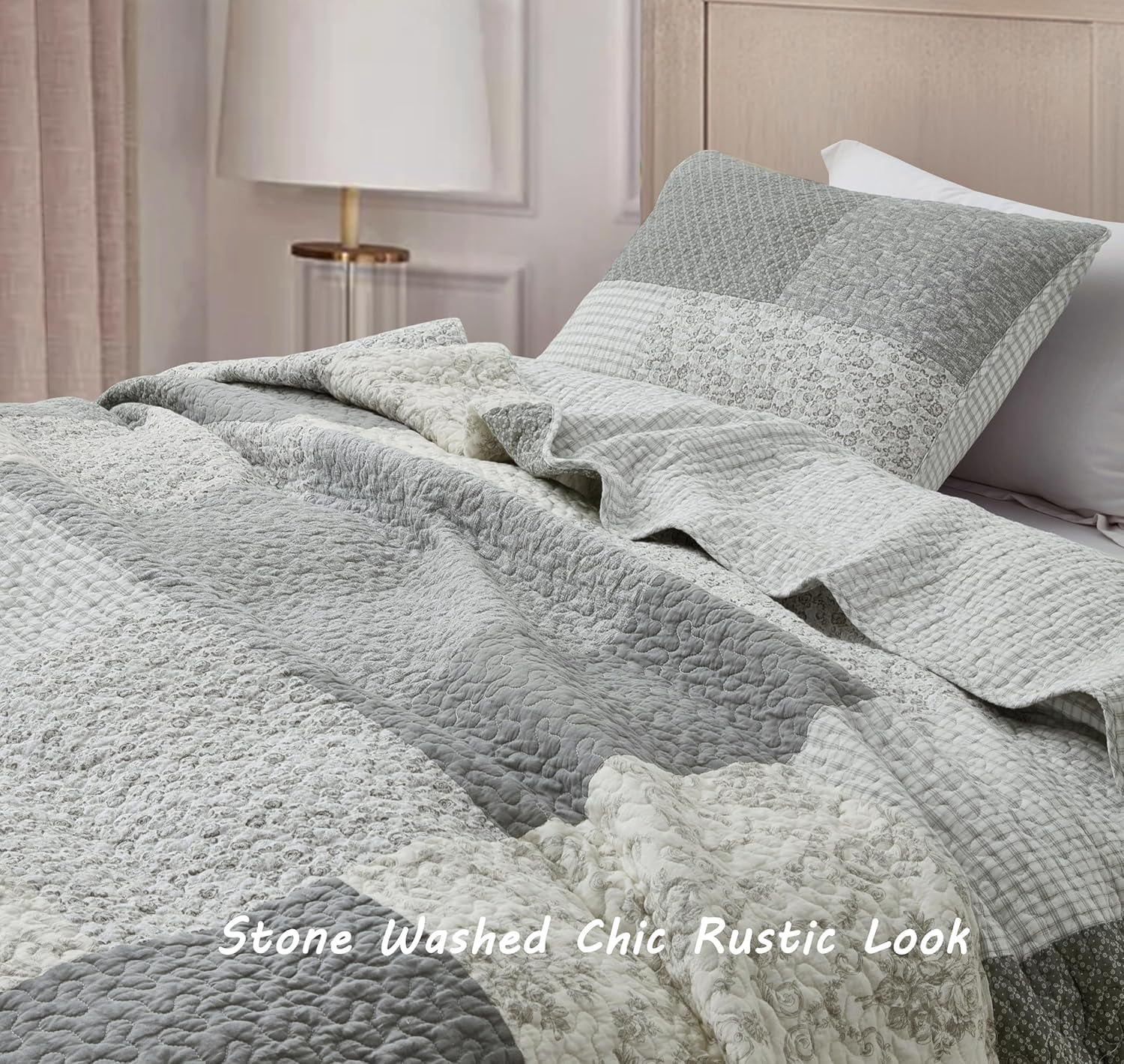 Chezmoi Collection 3-Piece Muted Gray White Ivory Floral Plaid Patchwork Cotton Quilt Reversible Lightweight Bedspread Set, Oversized King 120x96