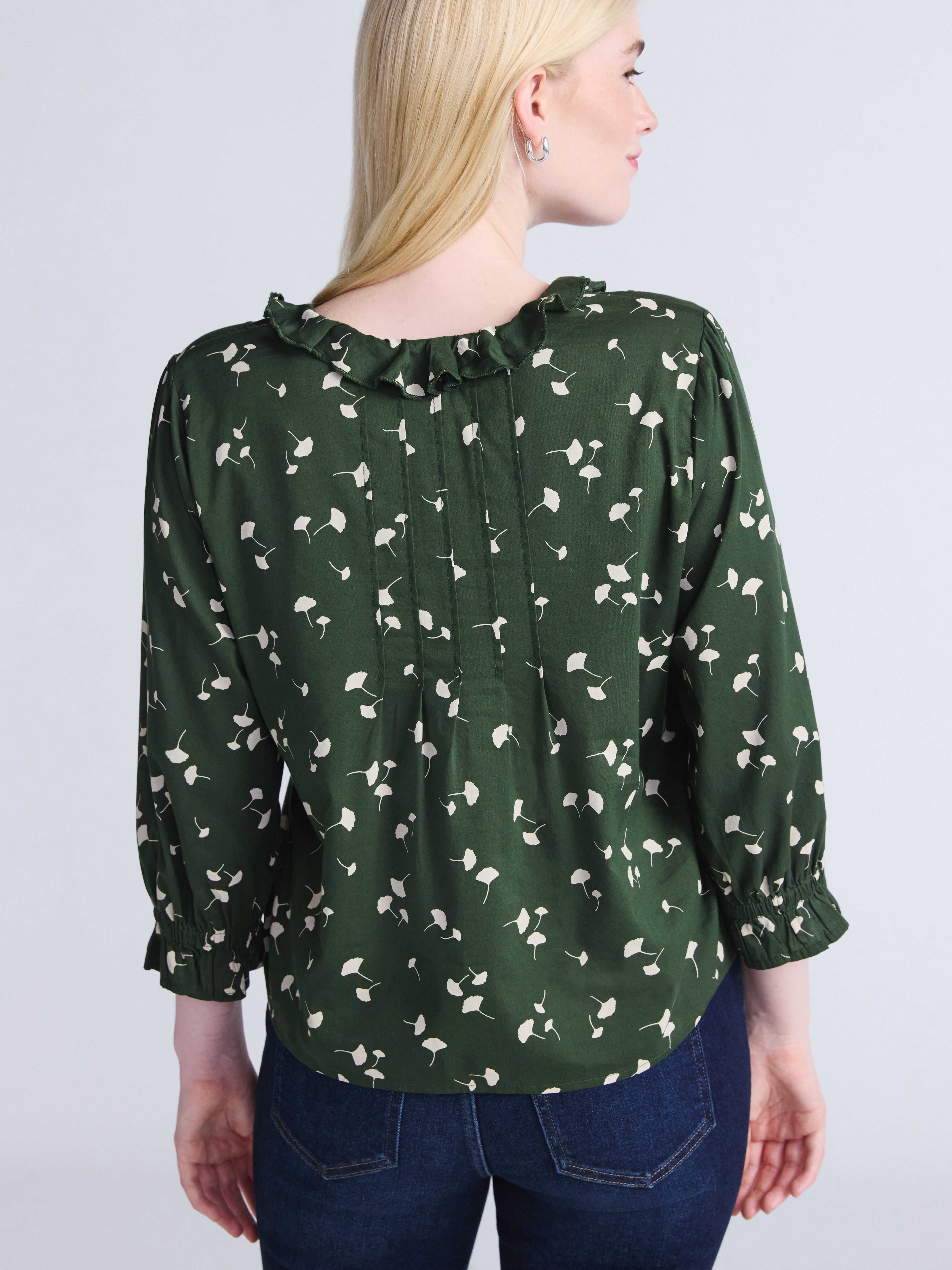 Time and Tru Women's Ruffle Neck Blouse with 3/4-Length Sleeves, Sizes XS-XXXL