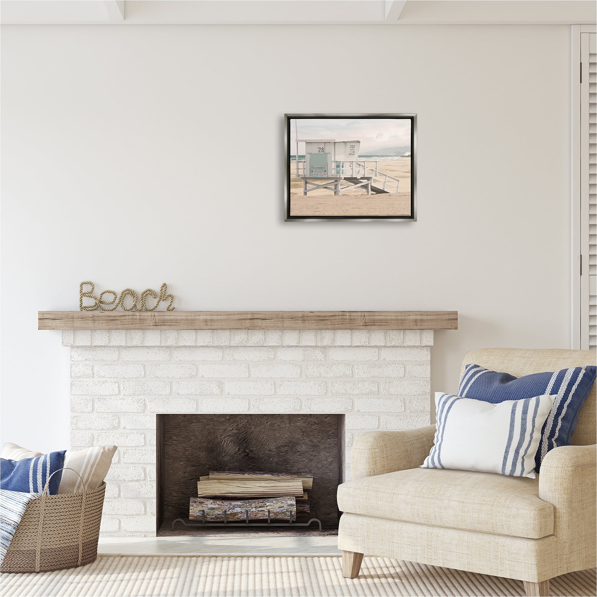 Stupell Industries Lifeguard Hut on Beach Landscape Photography Gray Floater Framed Canvas Art Print Wall Art, 21 x 17