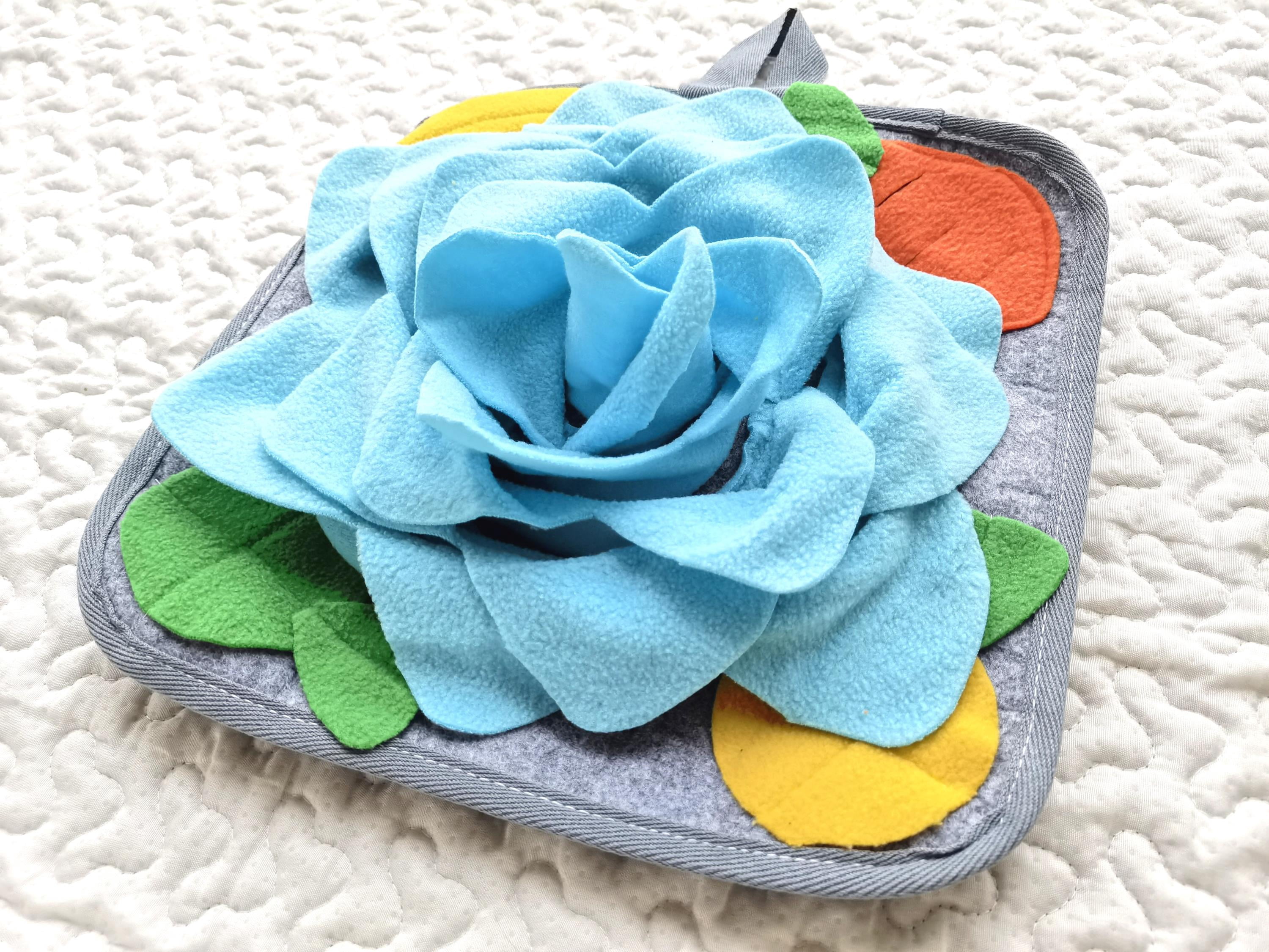 Small Animal Foraging Mat Fleece Snuffle Pad - Interactive Puzzle Toy for Rabbit, Guinea Pig, Rat, Chinchilla, Hamster, Bird