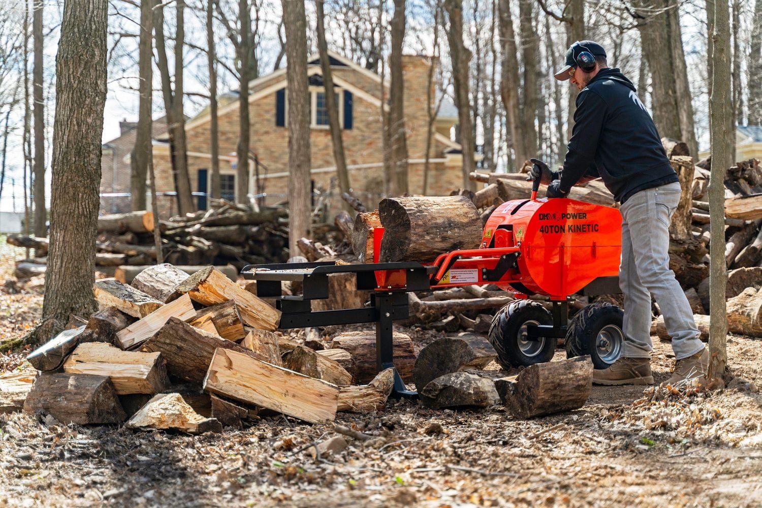 DK2 POWER 40-Ton 7 HP 208 cc Kinetic Log Splitter