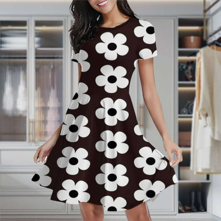 Black And White Floral Design Women's Classic Swing Skater Dress