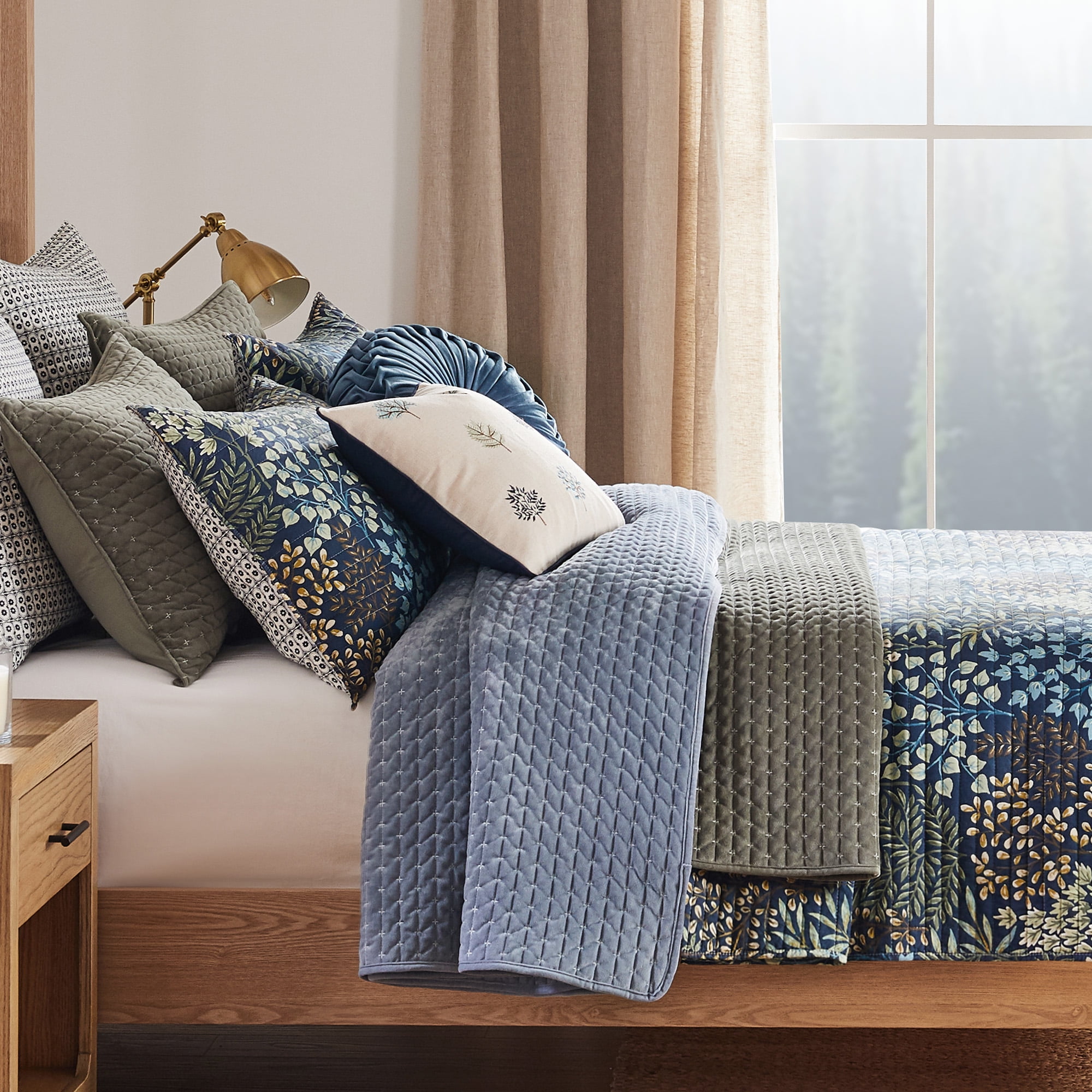Levtex Home - English Forest Navy Quilt Set - King Quilt and Two King Shams - Leaves - Navy, Green, Teal, Blue, Cream - Quilt (106x92in.) and Shams (20x36in.) - Reversible - Rayon/Cotton