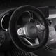 thumbnail image 5 of Funda de volante de coche de invierno de felpa grande sin aros, cálida, antideslizante, antidesgaste, redonda, tipo D, 5 of 6