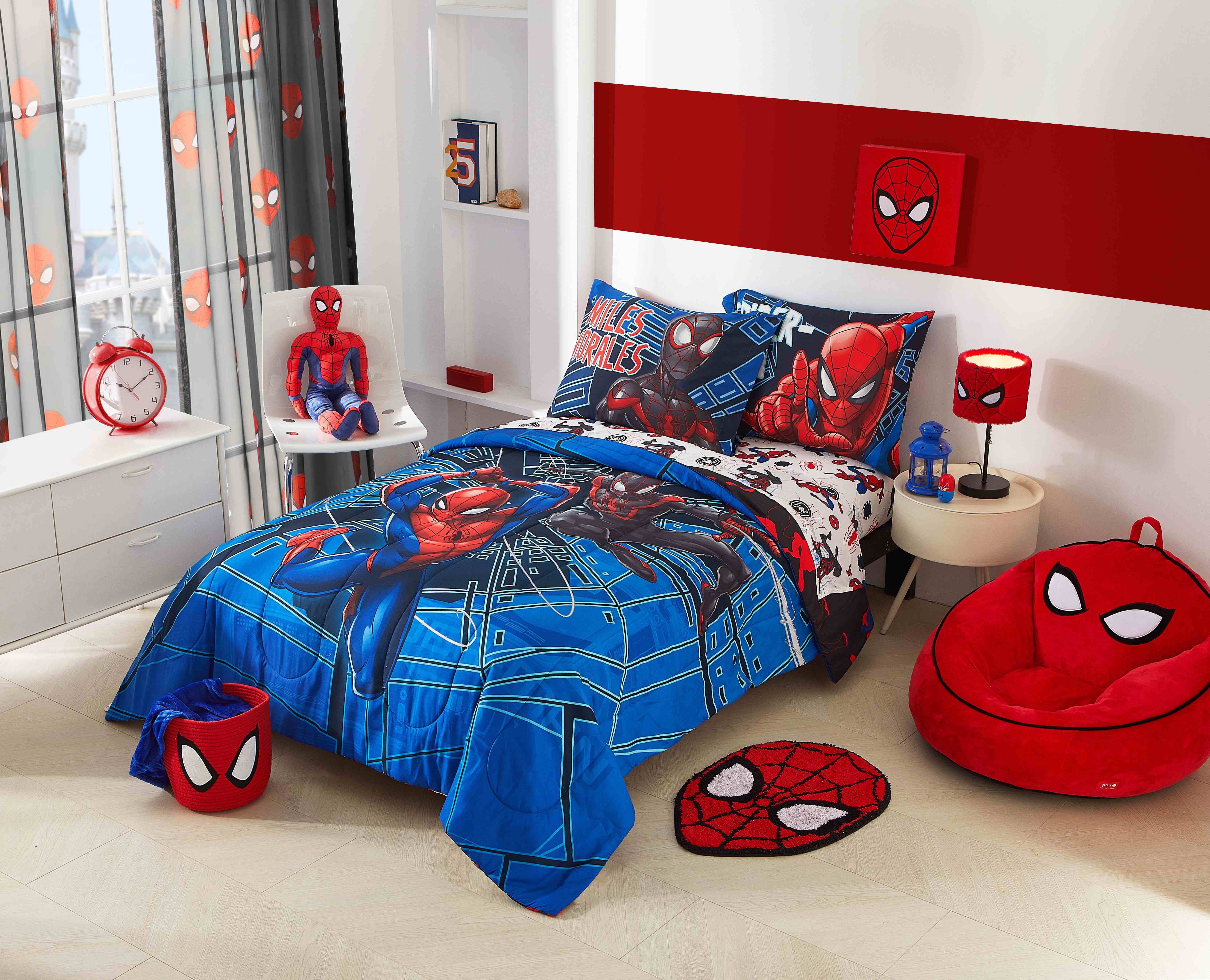 Spiderman Techno City Kids Piece Blue Reversible Comforter and