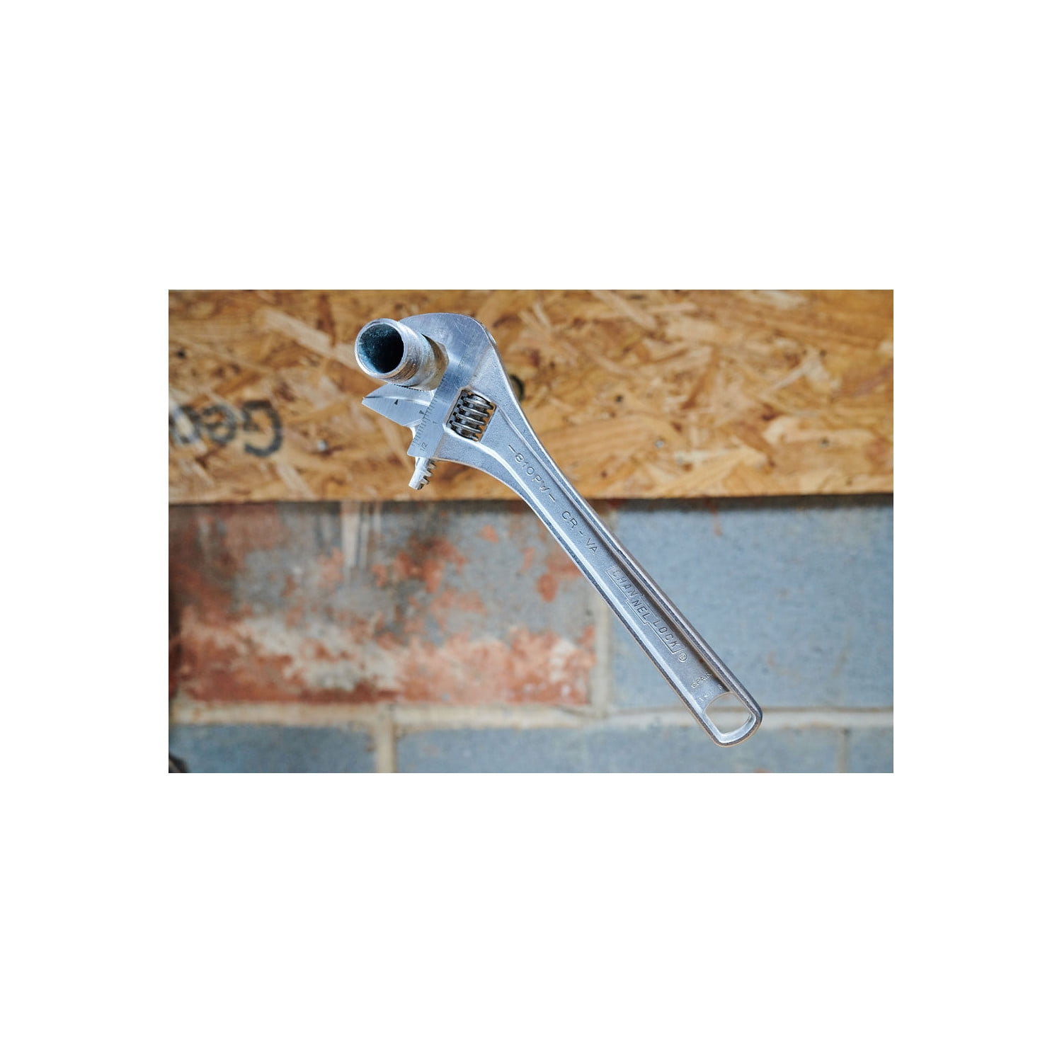 CHANNELLOCK 10-inch Reversible Jaw Adjustable Wrench, Precise 1.57-inch Wide Mouth Jaw Capacity (810PW)