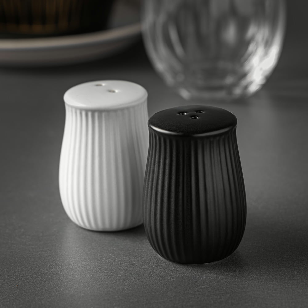 (2 pack) Thyme & Table 2 Piece Ceramic Salt and Pepper Shakers, Black