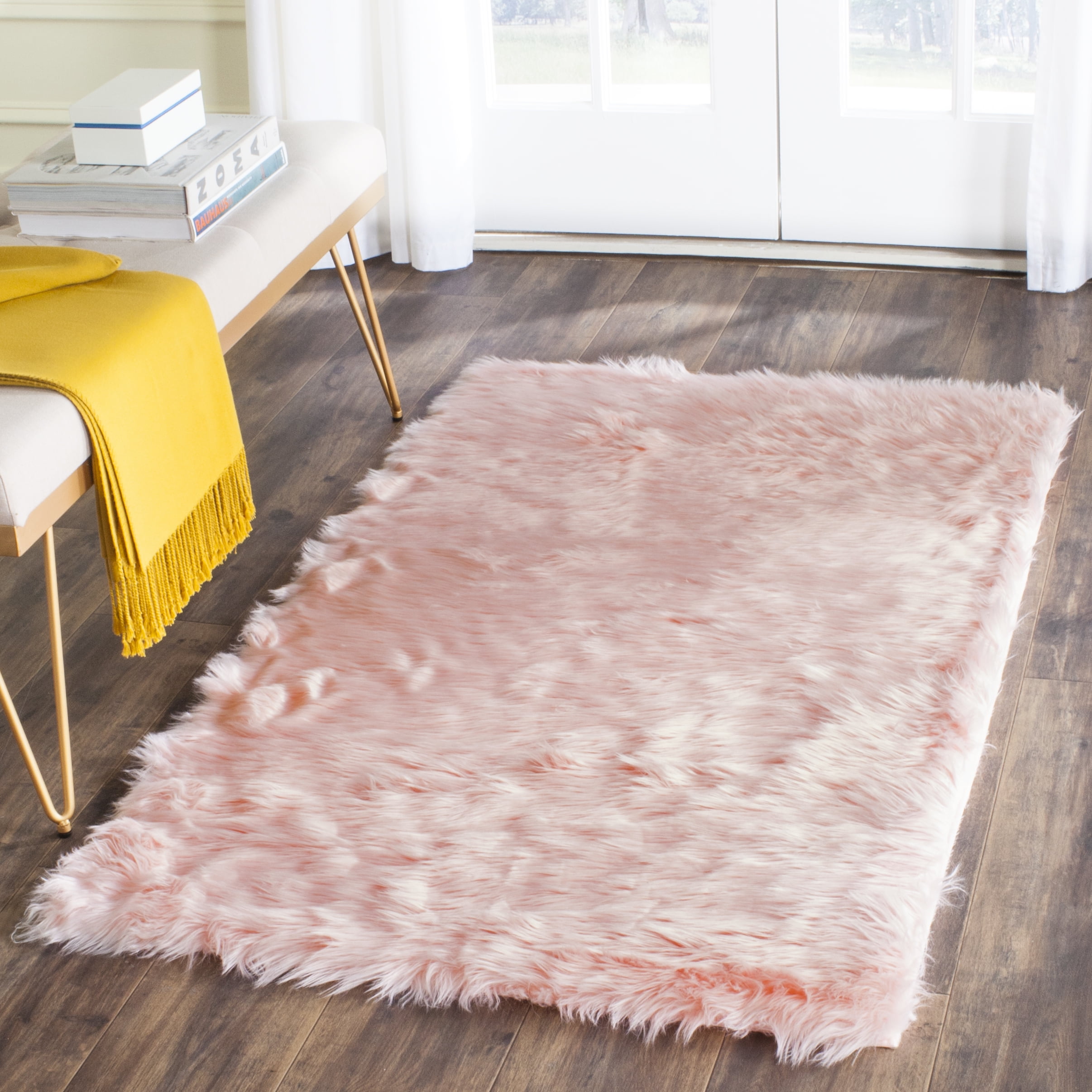 SAFAVIEH Faux Sheep Skin Vesna Solid Plush Area Rug, Pink, 2' x 3 ...