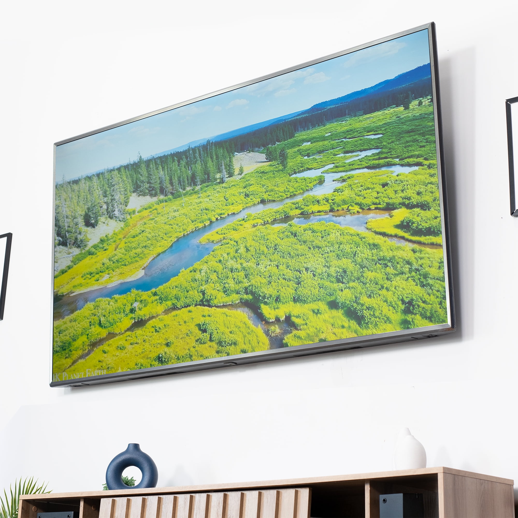 Ultra Heavy Duty Tilting TV Wall Mount for 43 to 90 inch Screens