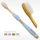 thumbnail image 2 of Cepillo de dientes Quantum Euro-Tech suave, paquete de 4 con hilo dental, 2 of 9