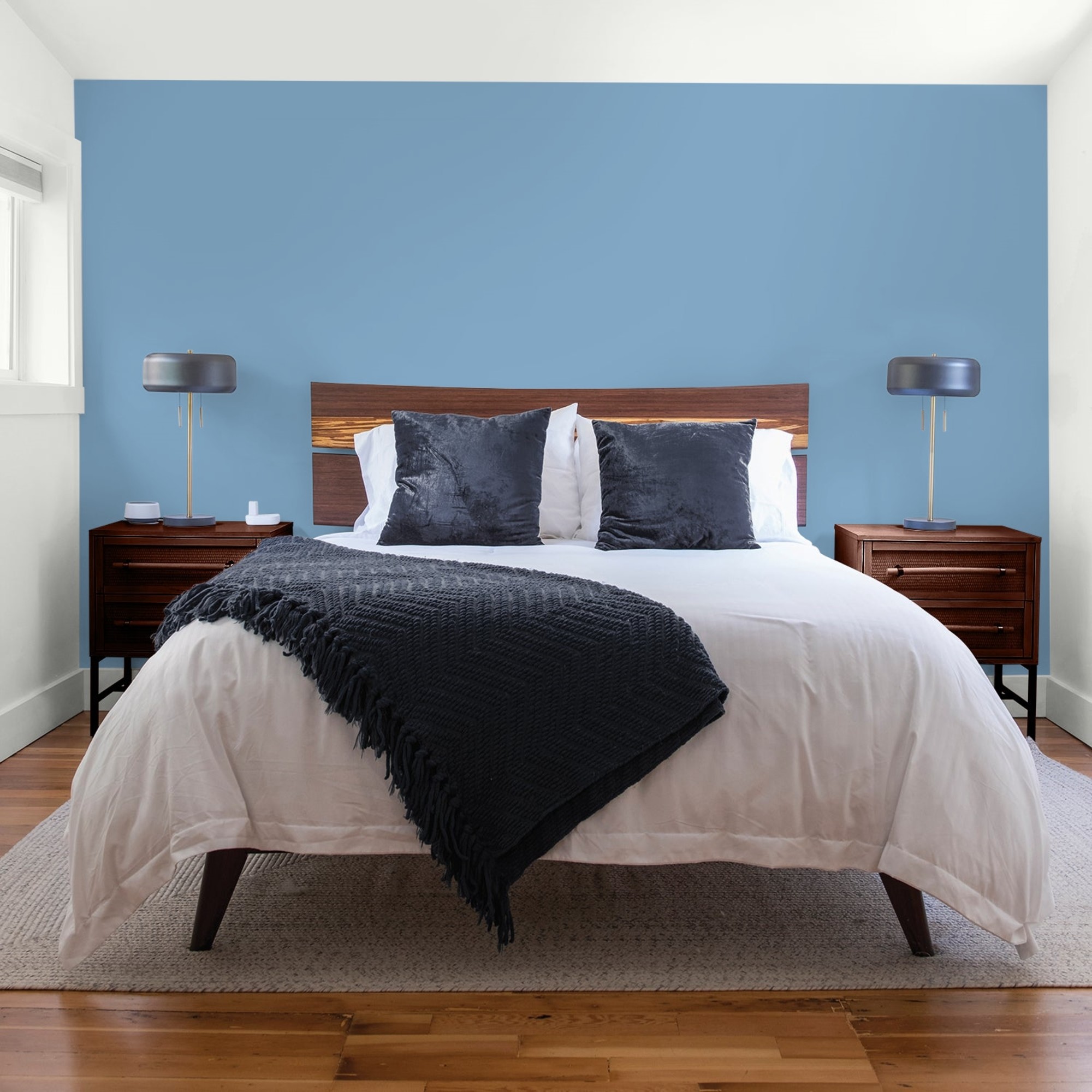 Glidden HEP Walden Pond / Blue, Flat Interior Paint with Primer, 1 Quart
