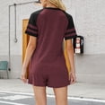 thumbnail image 4 of Trajes de 2 piezas para mujer, moda de verano, informal, suelto, Color de contraste, cuello redondo, conjunto de pantalones cortos de manga corta para mujer, rojo vino S, 4 of 6