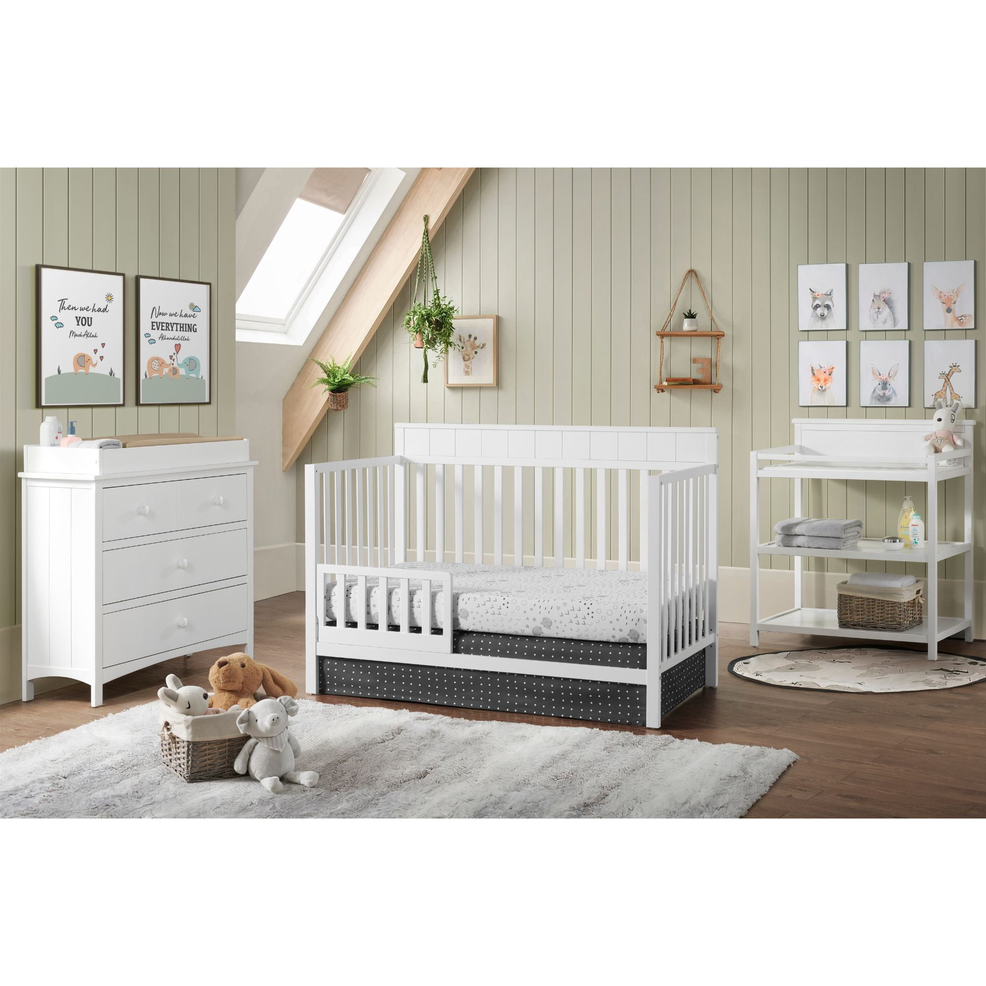 Oxford Baby Logan 4-in-1 Convertible Crib, Snow White, GREENGUARD Gold Certified, Wooden Crib