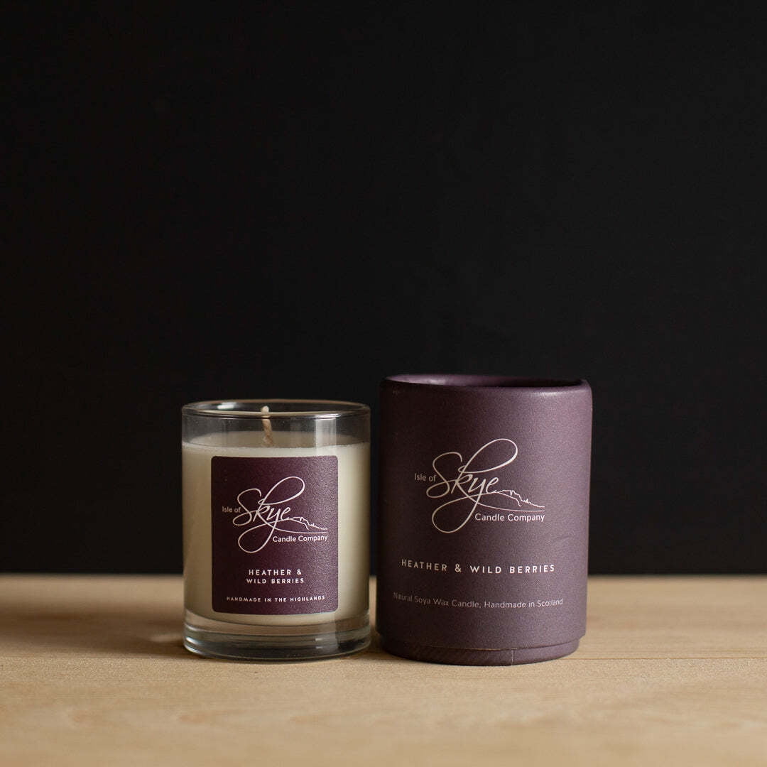 Isle of Skye Candle Co. Heather and Wild Berries 100% Natural Blend of Soya Wax and Botanical Oils, 20h Candle Made in Scotland