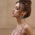 thumbnail image 3 of Pendientes colgantes redondos de color verde glamuroso: joyas elegantes para mujeres, 3 of 5