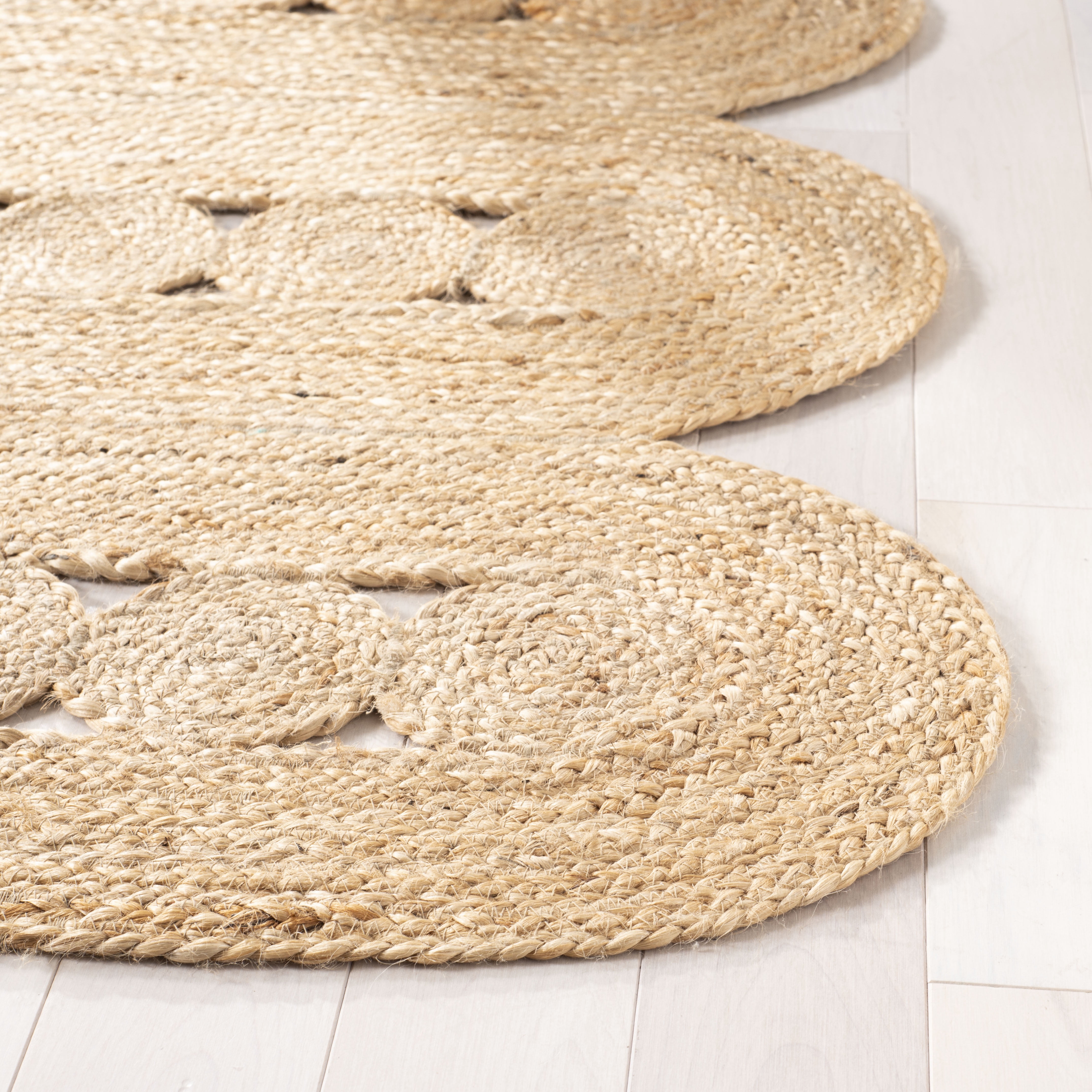 SAFAVIEH Natural Fiber Kaelee Braided Geometric Jute Runner Rug, Natural, 2'6" x 8'