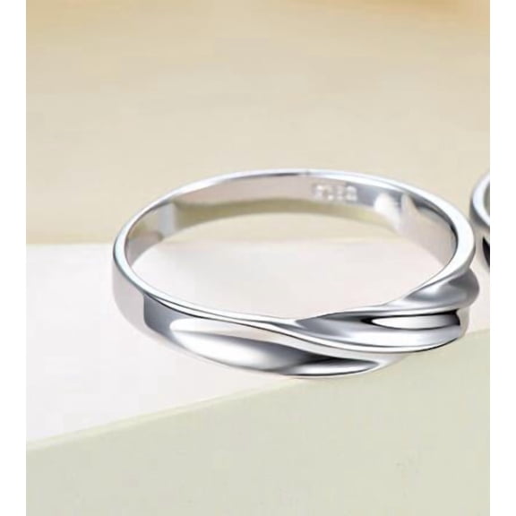 925 Sterling Silver Ring Mobius Strip Couple Ring Simple Band for Men and Women Promise Ring Wedding Ring Engagement Ring Anniversary Gift