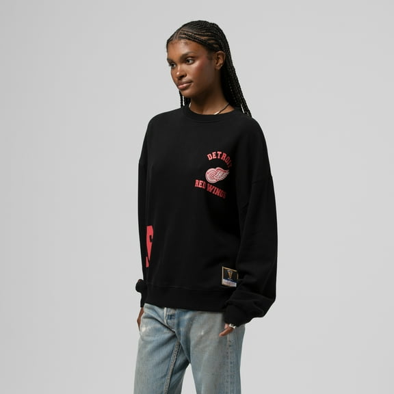 Women's Mitchell & Ness Black Detroit Red Wings Vintage Crewneck Sweatshirt