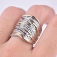 thumbnail image 4 of Dos tonos de oro chapado en anillo de circón hermoso anillo de compromiso anillo de forma retro, 4 of 8