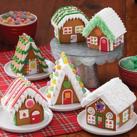 Wilton Pre-Baked Gingerbread Mini House Party Kit