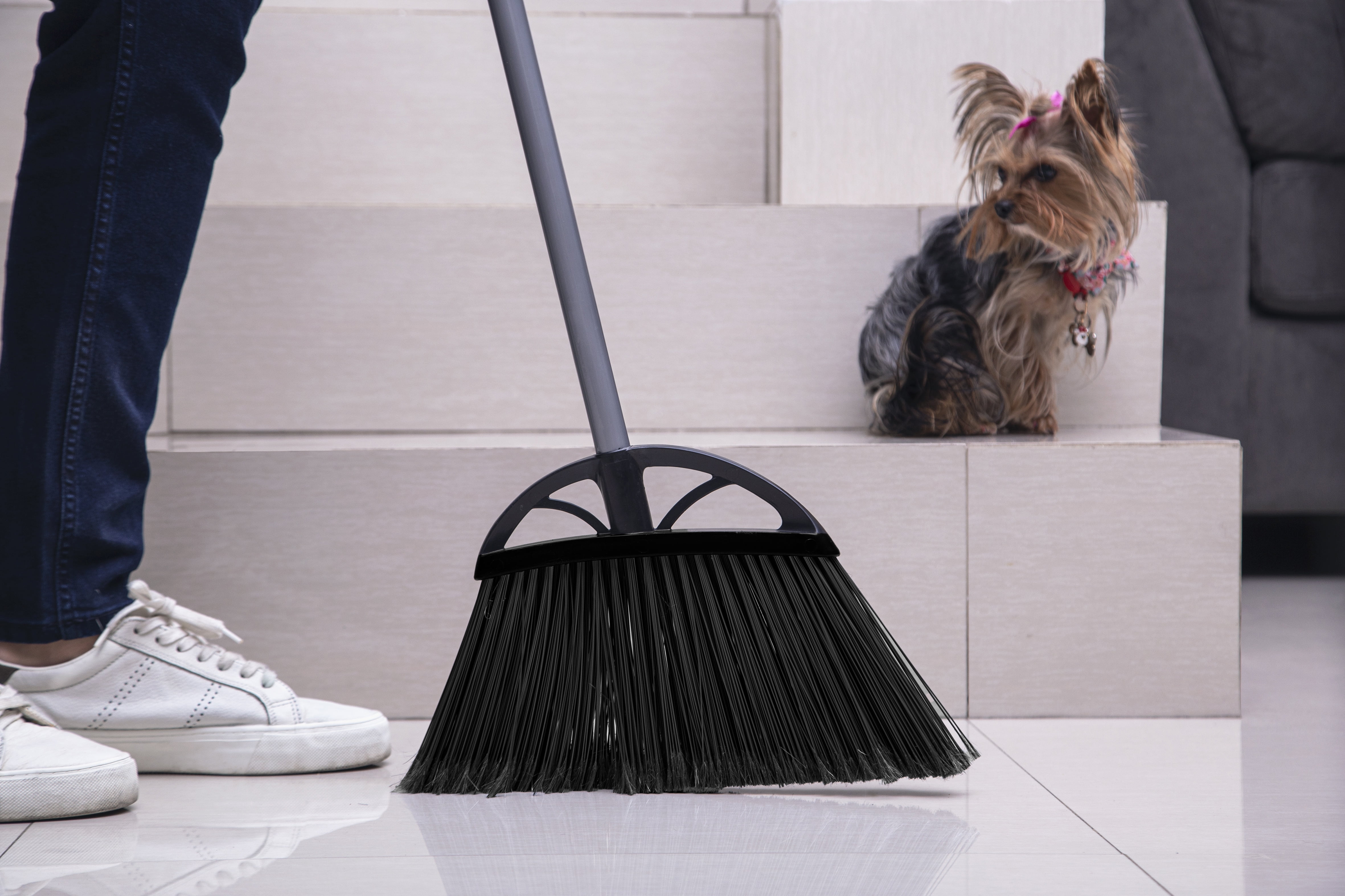 Reynera XL Angle Broom, 13 in, Black, 1 Count